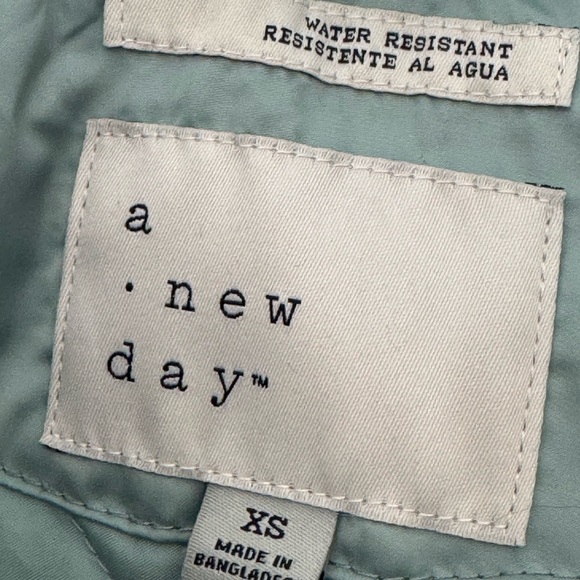 A new day xsmall jacket - Picture 3 of 6